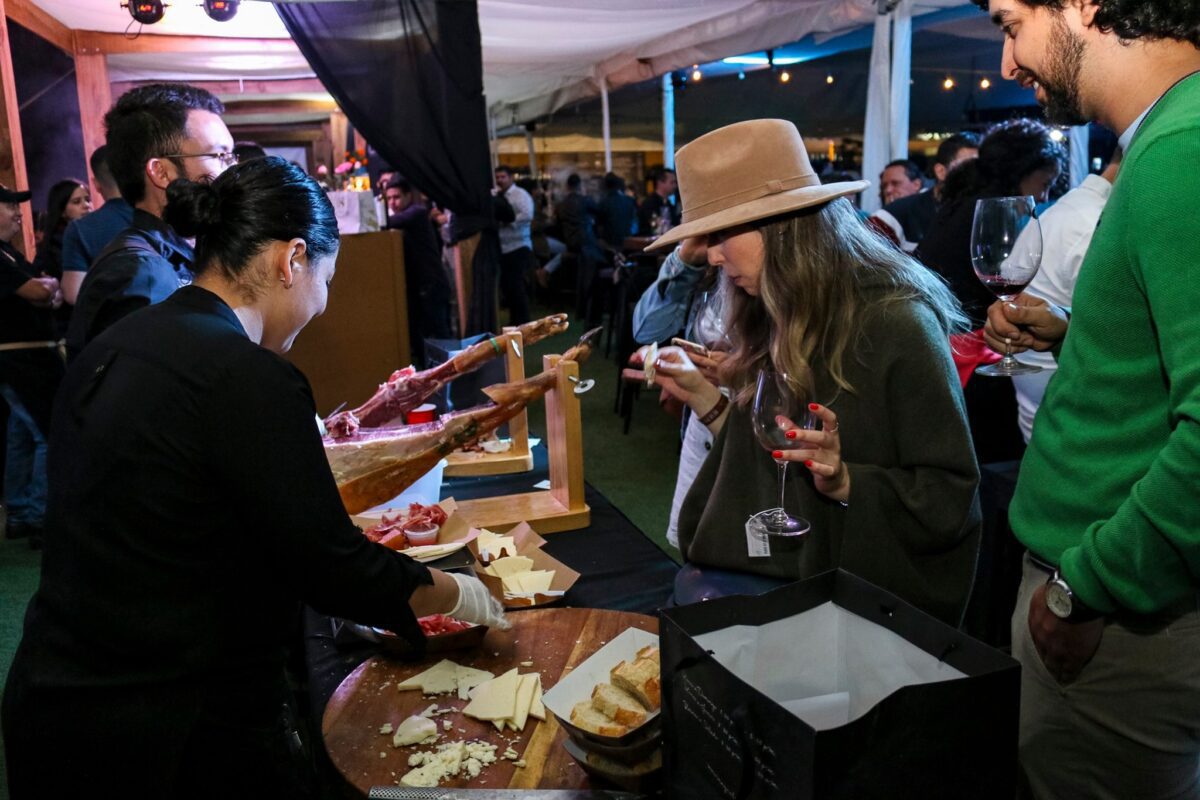 catas y experiencias gastronómicas en festival de la Viña a la copa 2024
