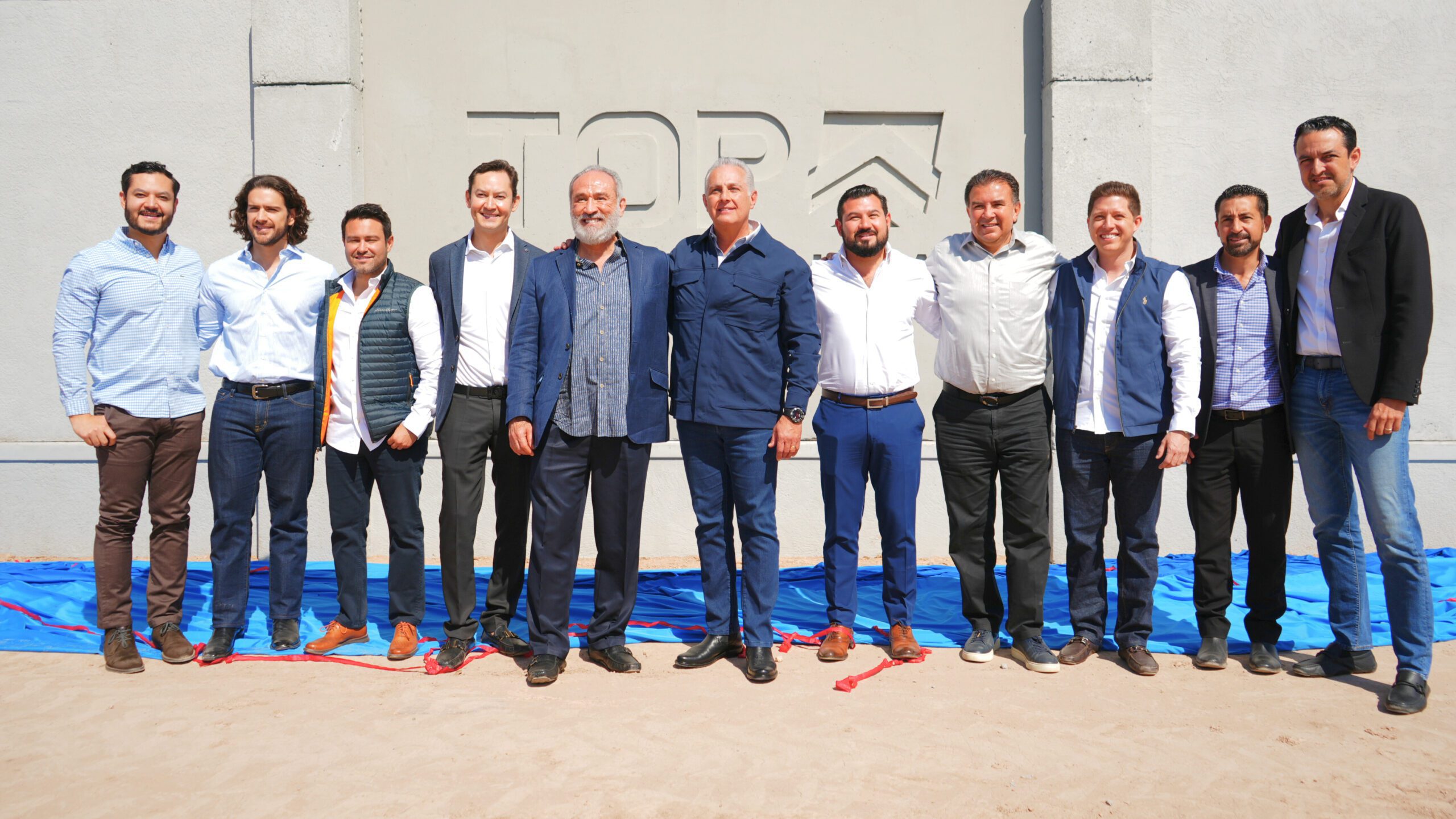 Fue colocada la primera piedra del Top Park Laguna, parque industrial especializado ubicado al norte de Torreón.