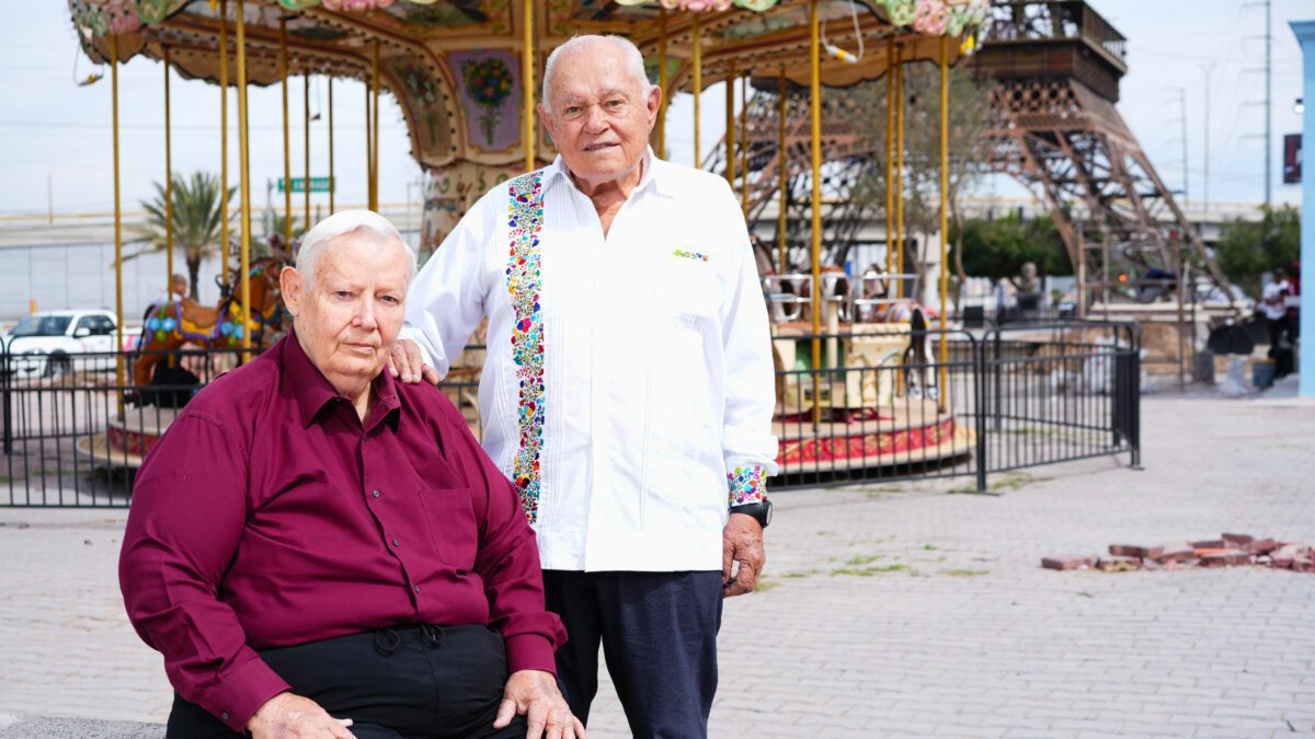 La familia Collier de la Marliere edificó la Torre Eiffel de Gómez Palacio, una réplica de la legendaria estructura ubicada en París.
