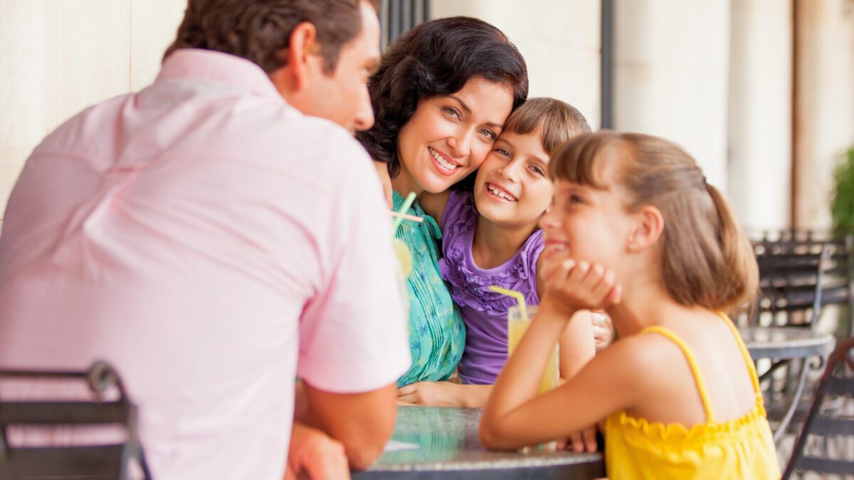 Está próximo el Día de las Madres 2024 en Torreón y aquí te enlistamos diversas recomendaciones para celebrar.