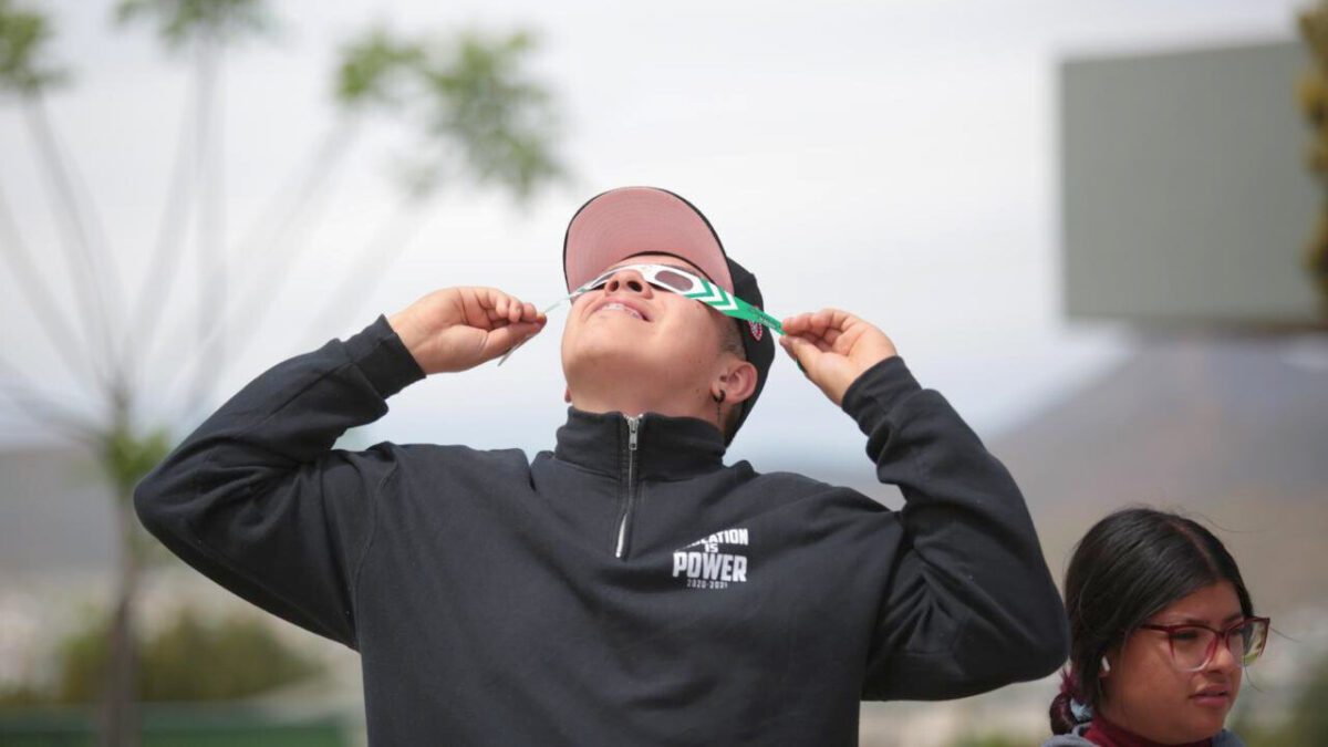 Finalmente, llegó el 8 de abril, por lo que si ya estás preparándote, aquí te compartimos a qué hora es el eclipse solar 2024 en Torreón.