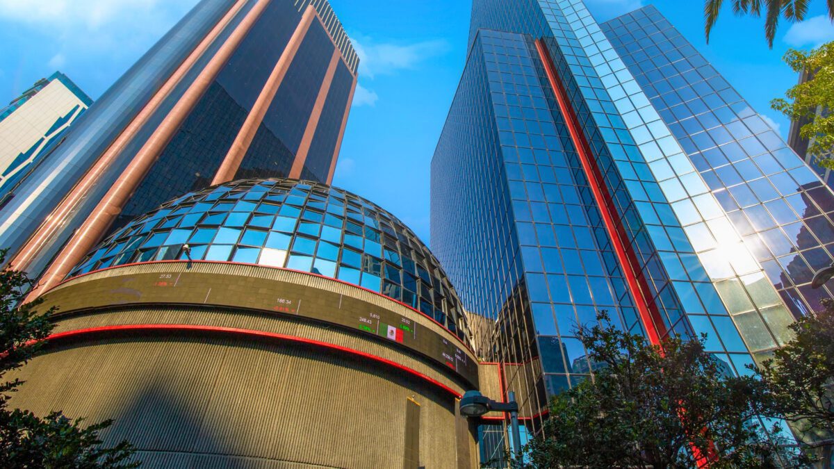 Tras nueve años al frente del Grupo Bolsa Mexicana de Valores, José-Oriol Bosch Par dejará su cargo como director general.