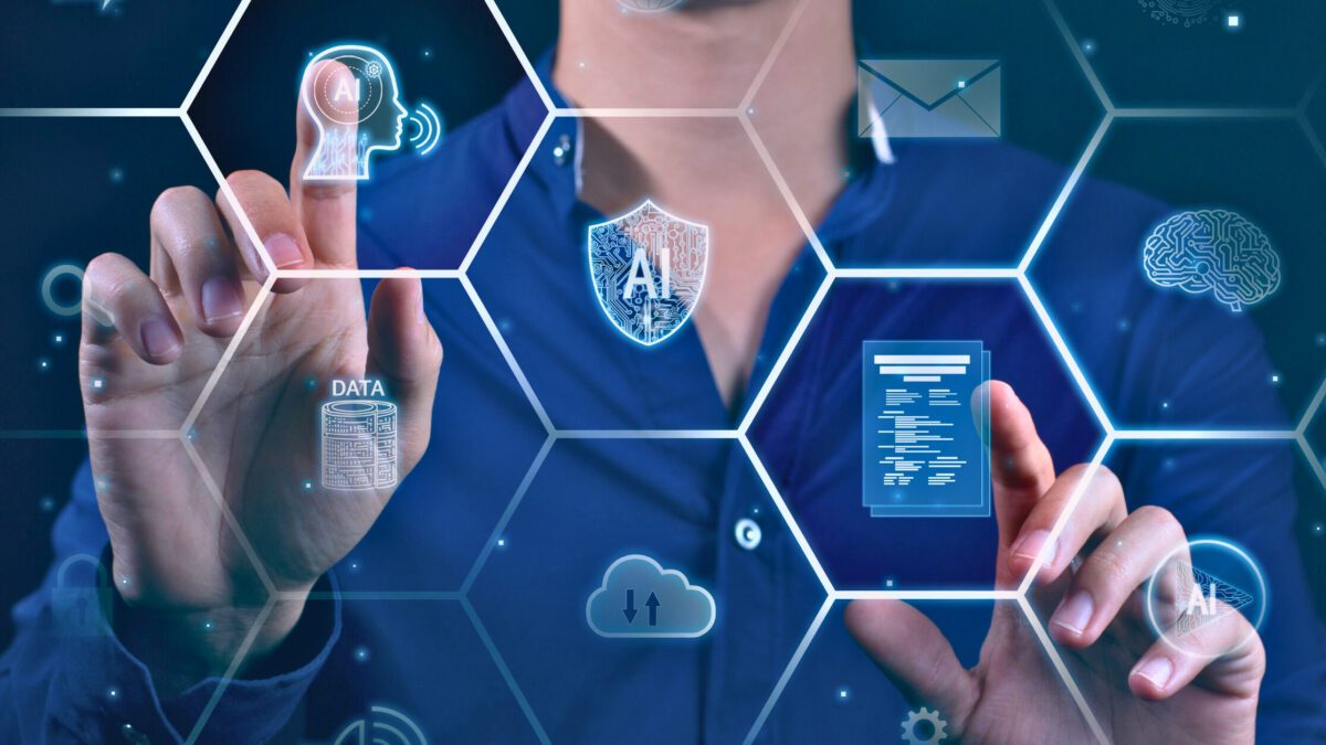 La Inteligencia Artificial ha tenido un impacto significativo en distintas áreas, sobre todo en logística, para comercio y distribución.