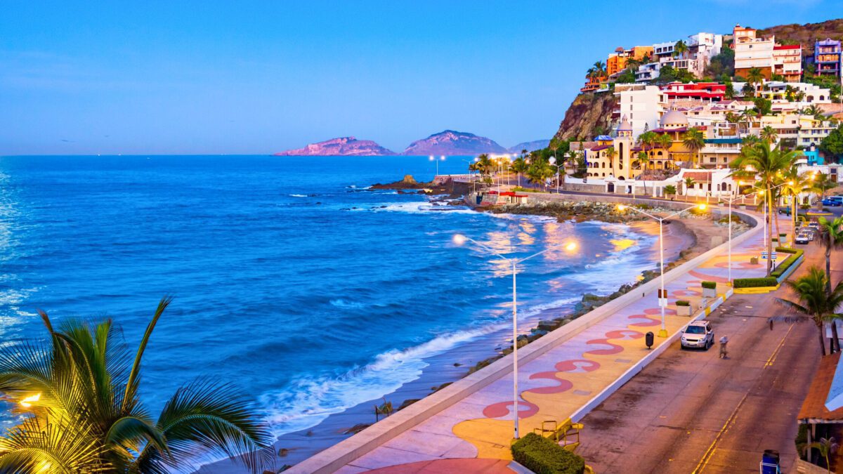 En cuestión de horas, será el ingreso del verano 2024 en Torreón. Aquí los destinos de playa cercanos para disfrutar al máximo.