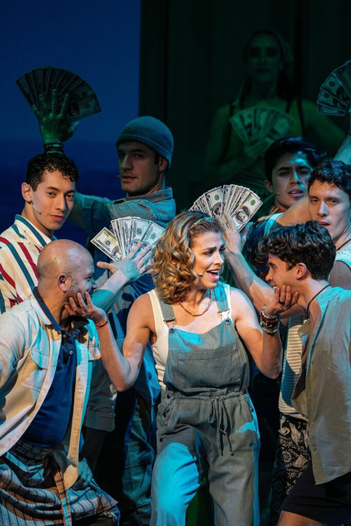 la cantante Lisset en el musical Mamma Mia en Guadalajara en 2024