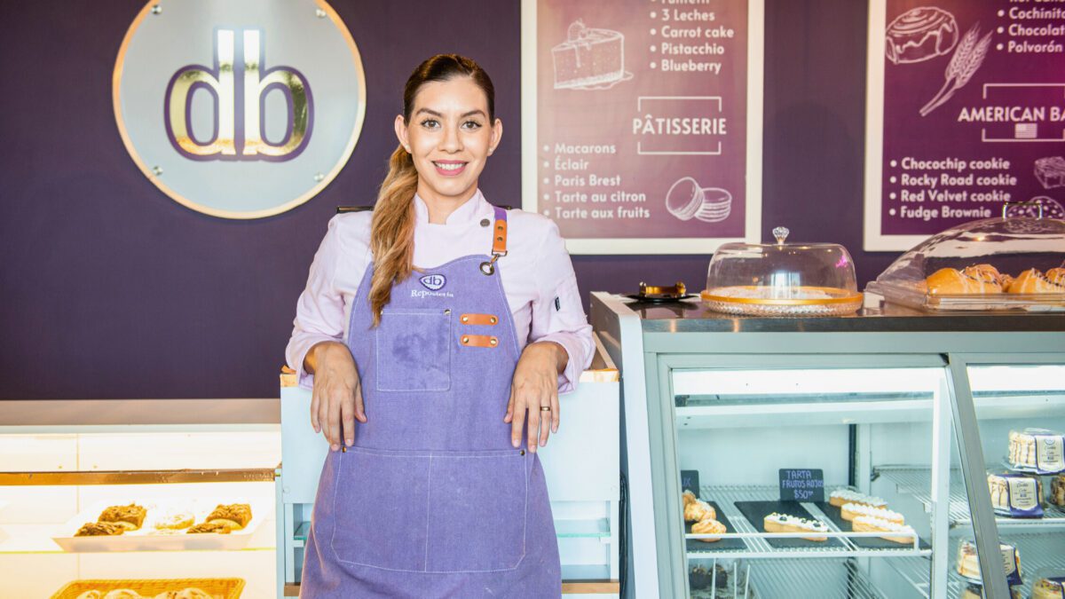 Diana Bazúa, chef repostera y dueña de DB Repostería.
