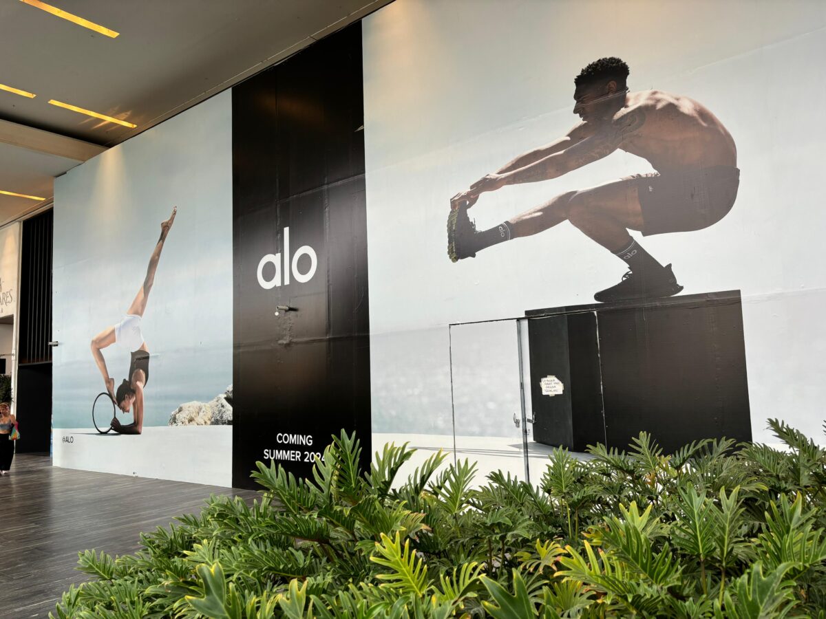 aspecto de la tienda Alo Yoga en Andares