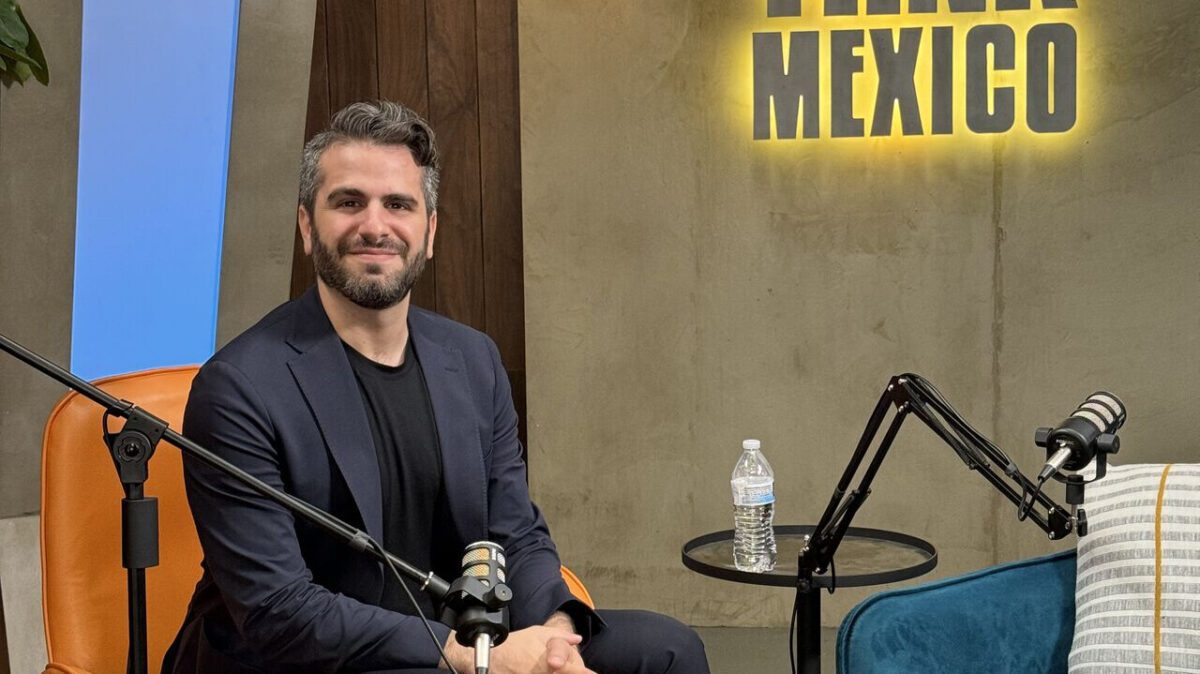 El primer podcast oficial de Shark Tank México, con Moris Dieck