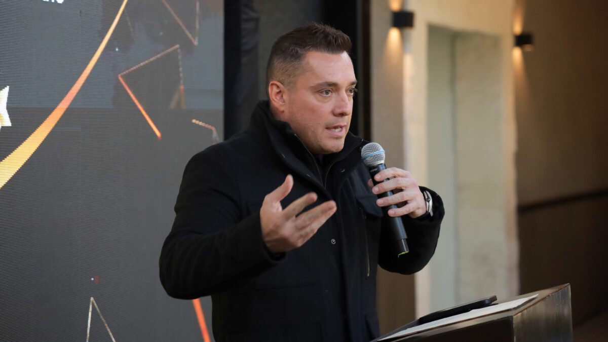 Maurice Collier encabeza las actividades de Lagunero Primero.