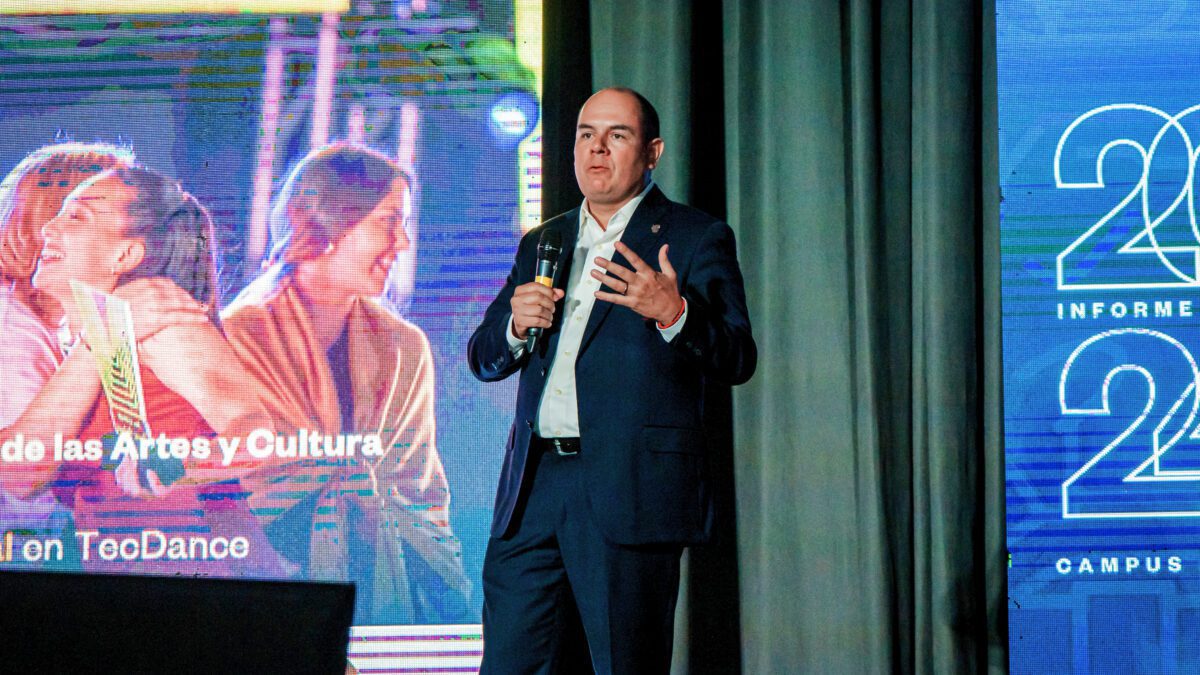 Agustín Hernández, director general del Tec de Monterrey campus Laguna, dio a conocer el Informe 2024 en la institución.