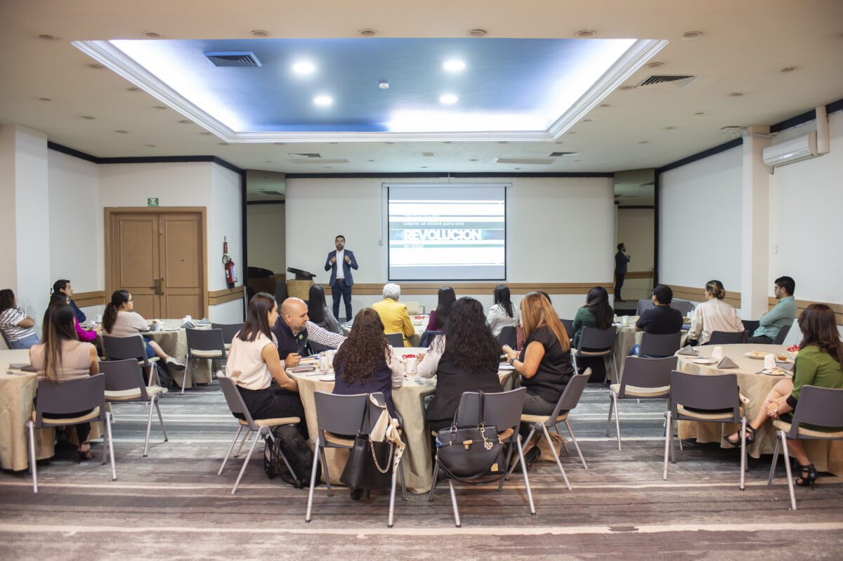 Así se vivió el Desayuno del Comité de Compensaciones y Relaciones Laborales de ARIOAC