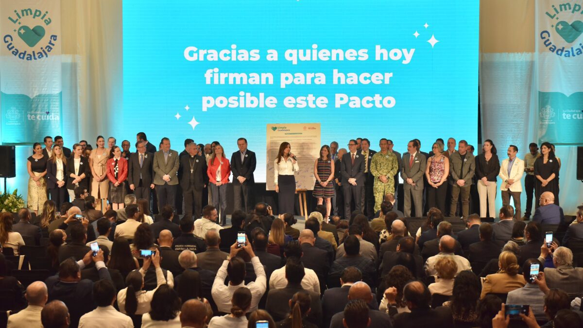 Alcaldesa presenta el 'Pacto Limpia Guadalajara'