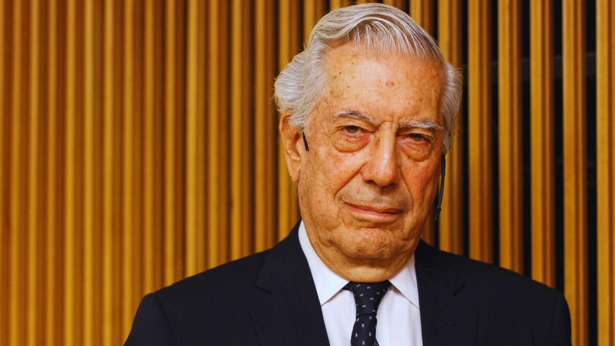 Libros clave de Vargas Llosa que debes conocer