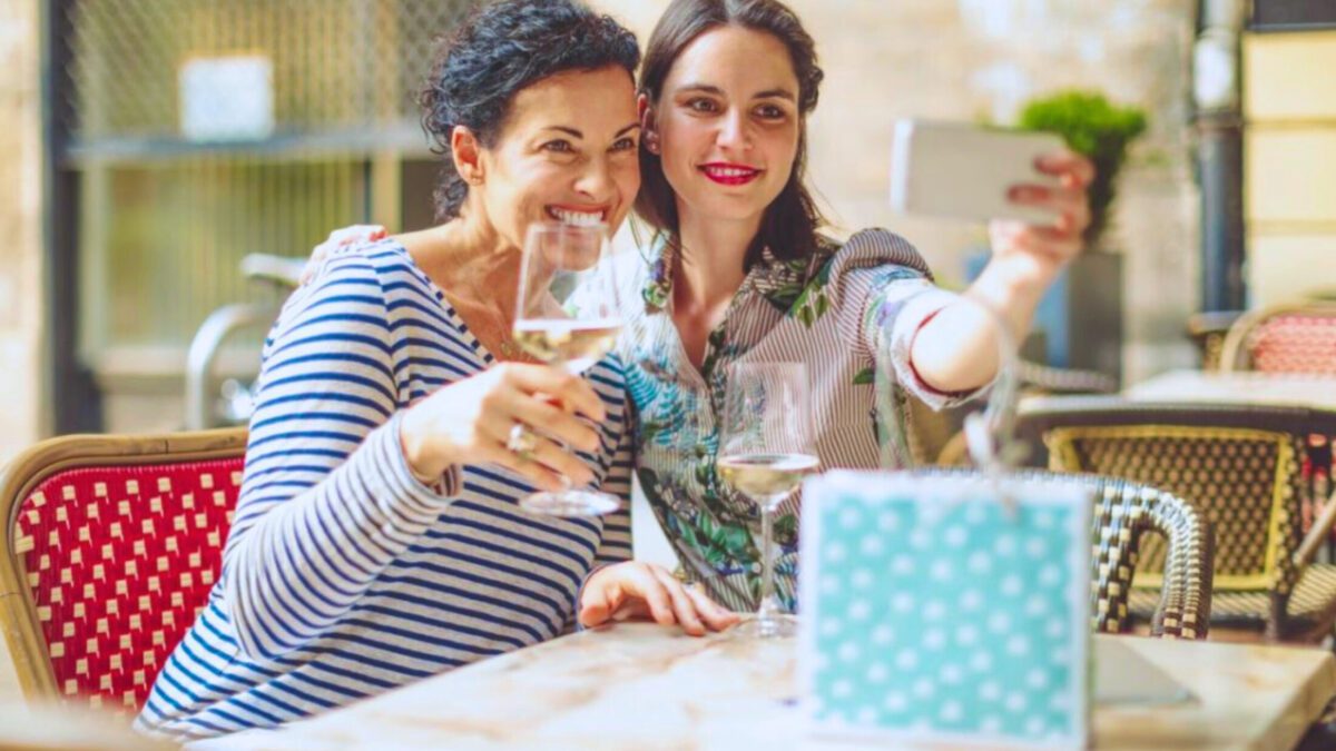 Cámara de Comercio revela cuánto gastarán los tapatíos este Día de las Madres