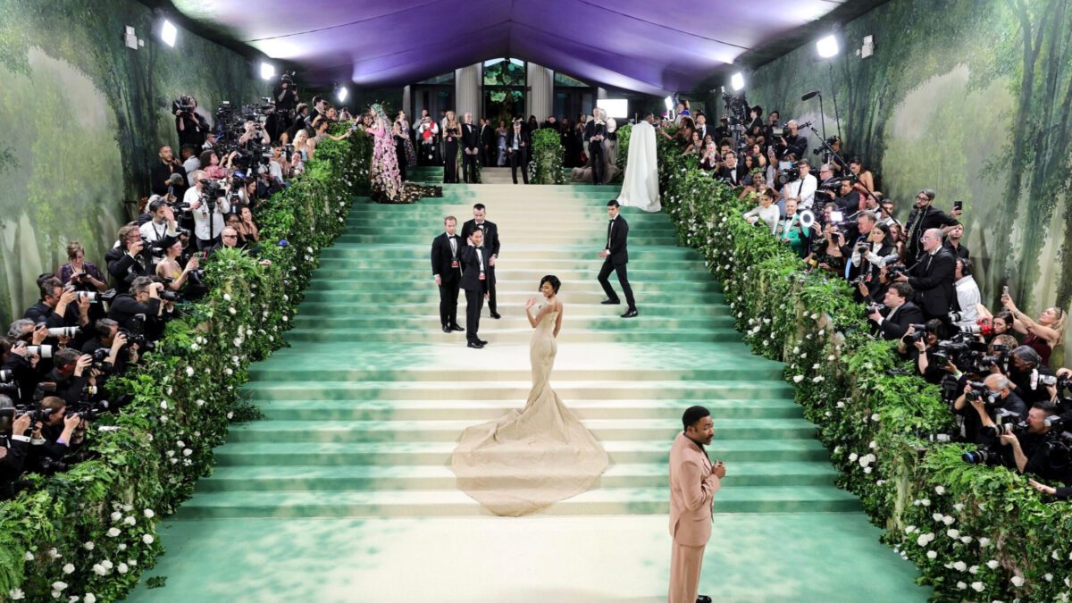 MET Gala 2025: El estilo negro toma la alfombra; es lo que debes saber