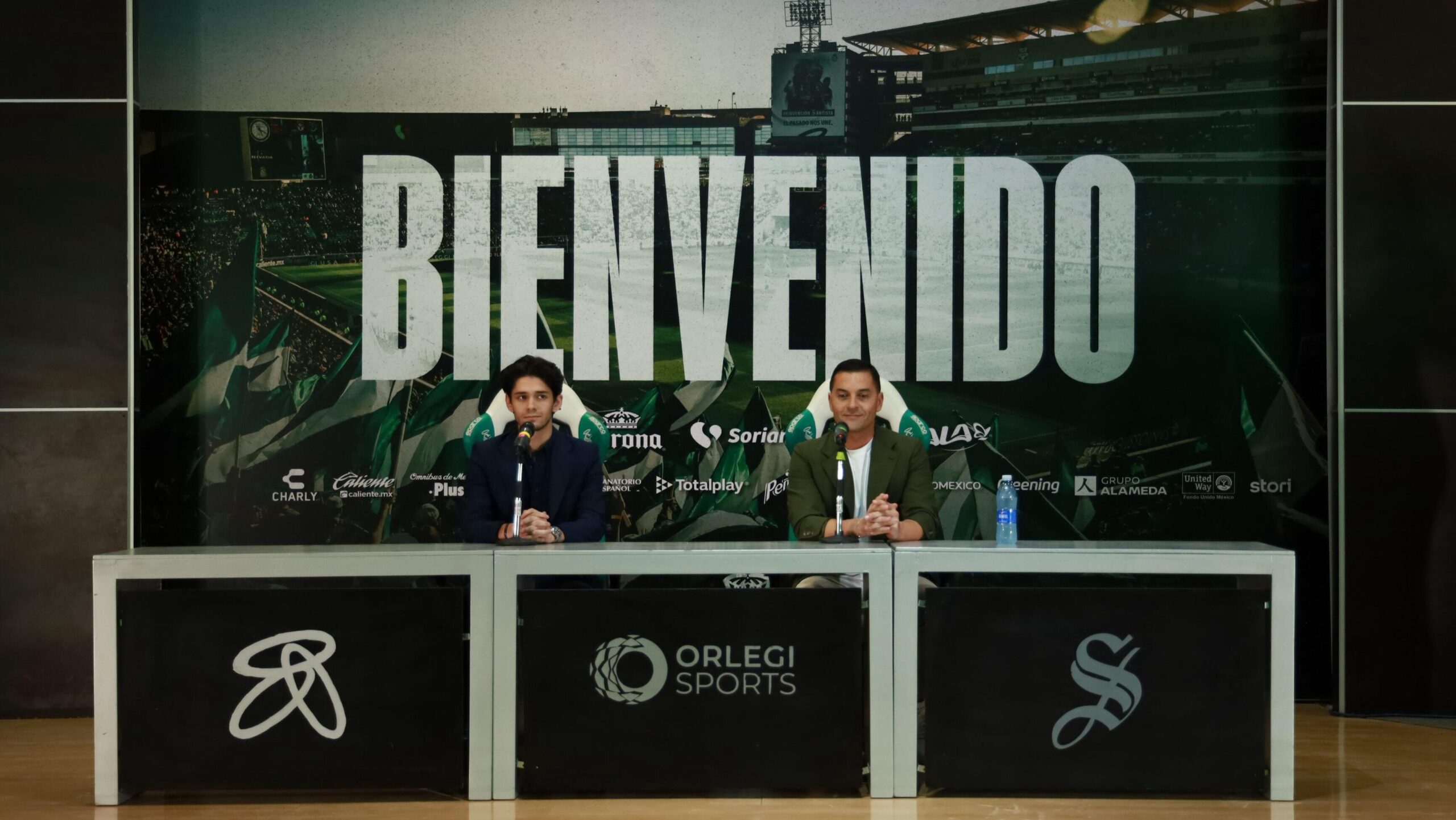 Santos Laguna presenta a Francisco Rodríguez Vílchez como su nuevo entrenador