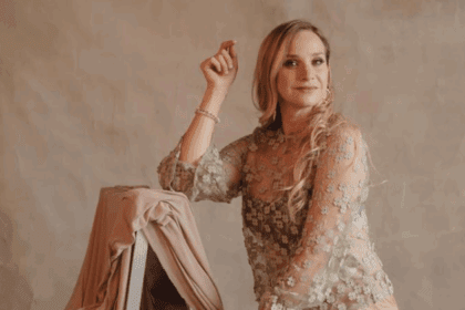 Mariangela González, fotógrafa de Saltillo, viaja a San Pedro para capturar los primeros retratos de la segunda hija del gobernador de Nuevo León y la influencer Mariana Rodríguez