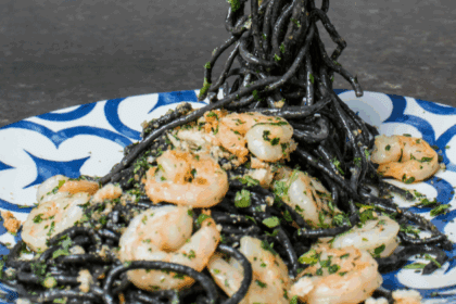 Ubicada en Saltillo, Osteria ofrece una experiencia italiana versátil y abundante, con terraza tipo aperitivo, cocina sous vide y su icónica pasta gambieri.