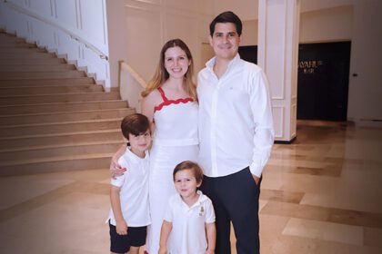 Alejandra Wise de Viesca, Gabriel Viesca, Gabriel y Daniel