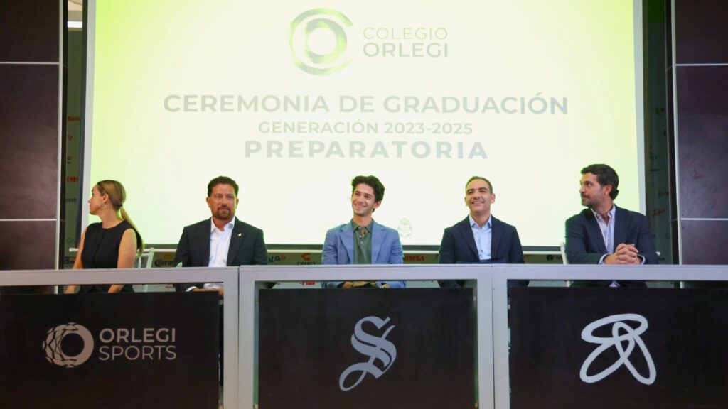 Ceremonia de Graduación del Colegio Orlegi.