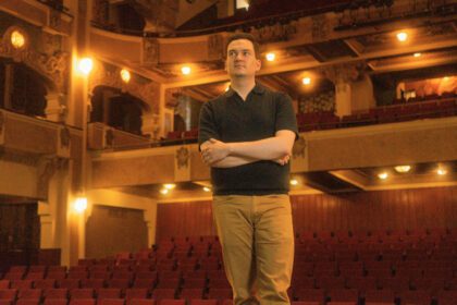 Iván López Reynoso, director invitado de la Camerata de Coahuila.