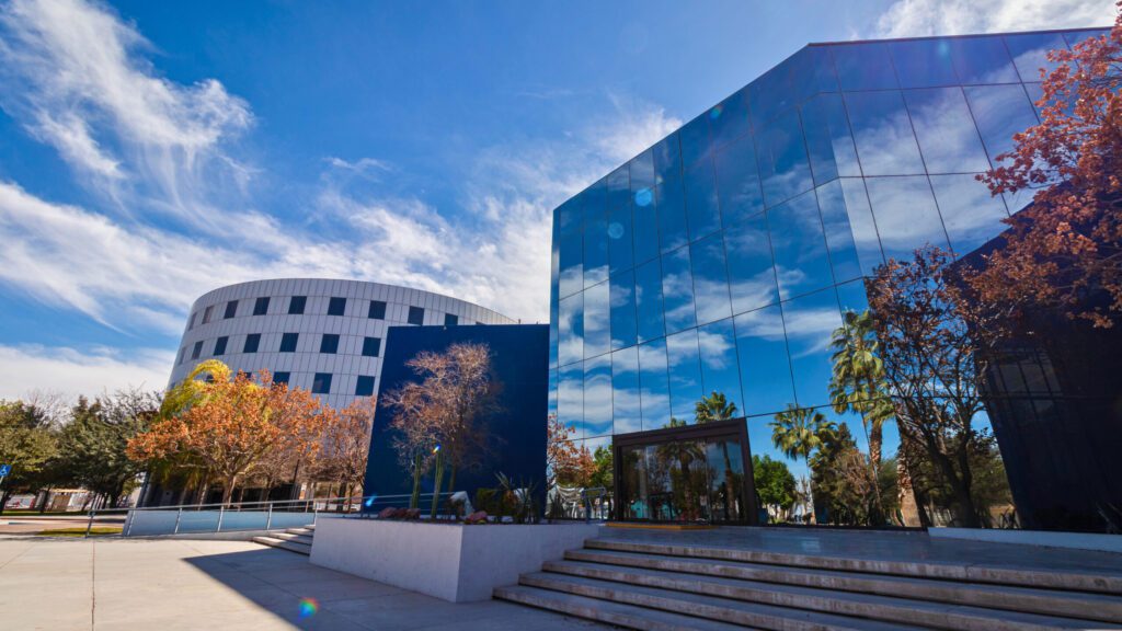 Está cerca el 50 aniversario del Tec de Monterrey campus Laguna.