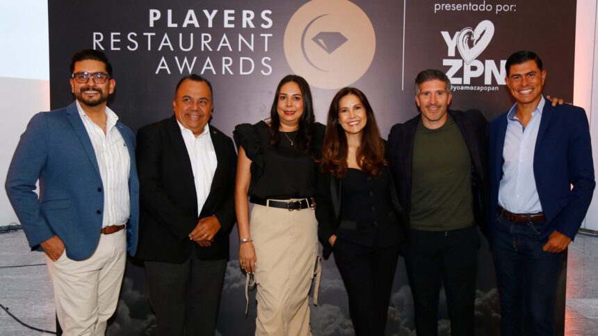 01 Fidel Ramírez, Marco Casturita, Maricela Becerra, Bibiana Tenorio, Alejandro Martínez y Juan Ornelas