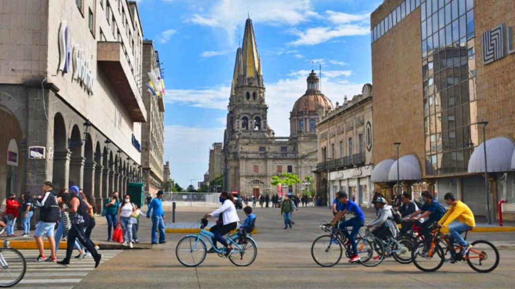Guadalajara invita a una rodada ciclista gratuita con enfoque ambiental y cultural