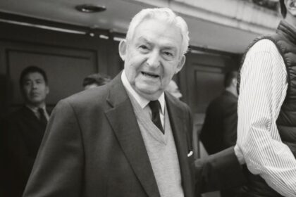 Muere Roberto Servitje, clave en la expansión de Bimbo