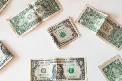 Cotización del dólar este 18 de agosto: Compra, venta y cierre