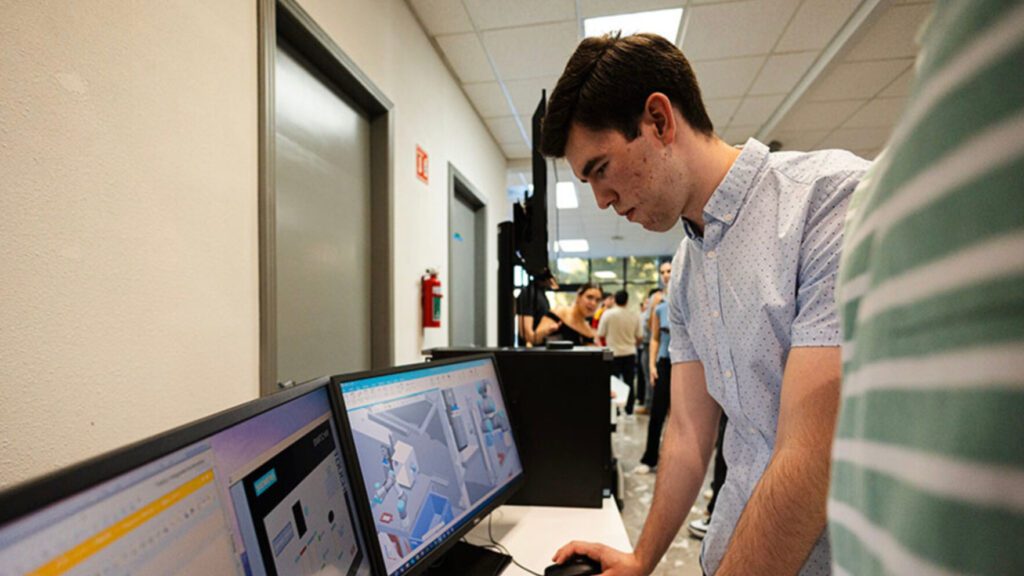 Jóvenes del Tec de Monterrey aplican soluciones en empresas clave de La Laguna