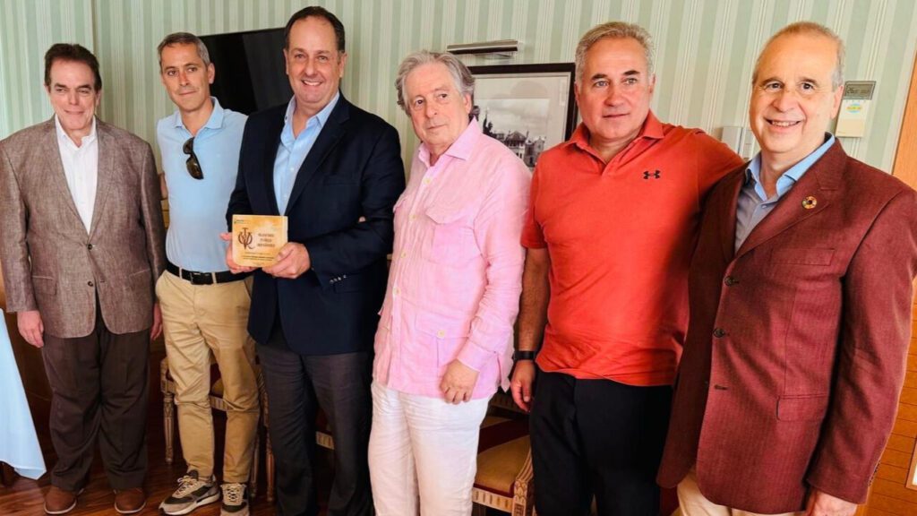 Empresability honra a Francisco Suárez