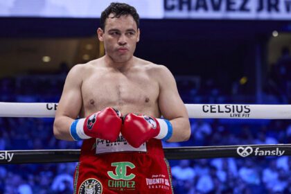 ¿Cuánto dinero tiene Julio César Chávez Jr.?