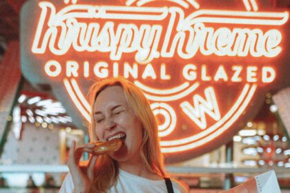 Dulce celebración en Saltillo: Krispy Kreme lanza promo 2x1 por su aniversario