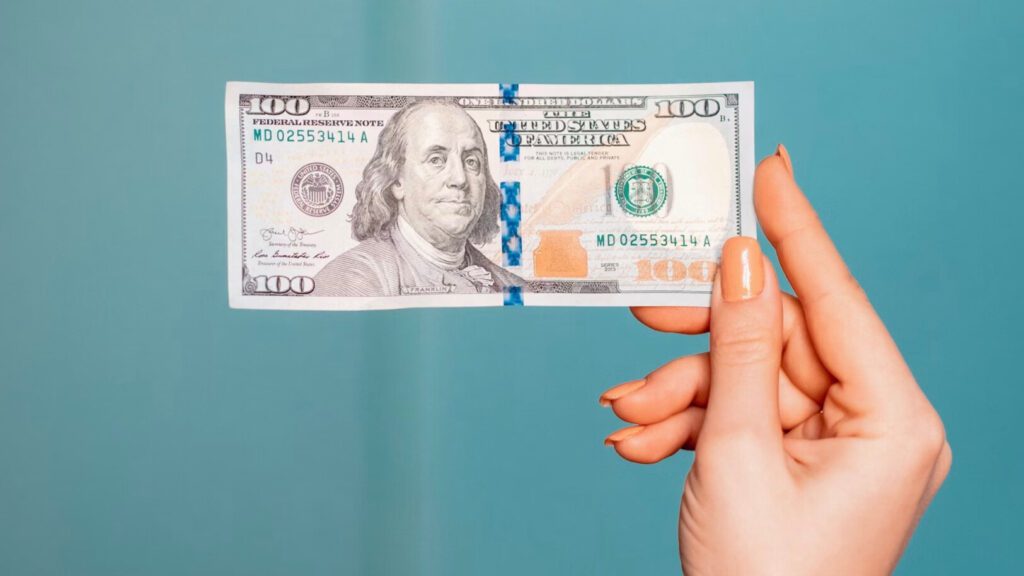 Así se mueve el dólar en México este jueves: cotiza en 18.70 pesos