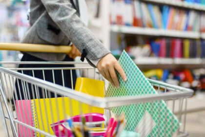 Negocios de Torreón prevén repunte por el regreso a clases 2025