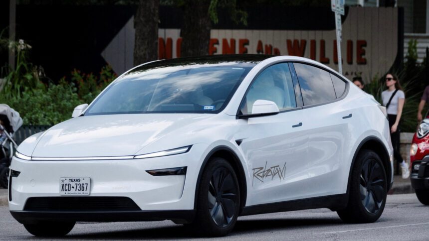 'Robotaxi' de Tesla comienza a circular en Estados Unidos