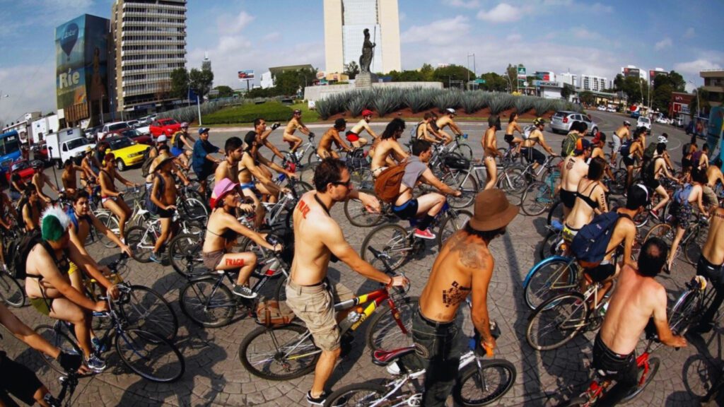 Fecha y ruta del World Naked Bike Ride 2025 en Guadalajara