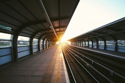 Carlos Slim gana contrato del tren Saltillo–Monterrey