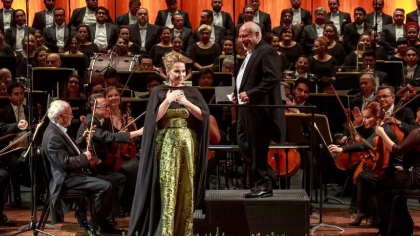Saltillo recibe a la mezzosoprano Elīna Garanča