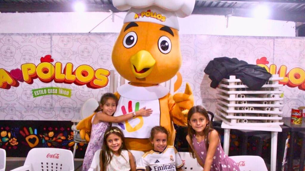 La historia detrás de los Pollos Estilo Casa Íñigo, el sabor más esperado de la Feria. Foto: DIF Torreón