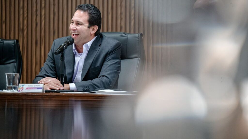 Saltillo se consolida: Javier Díaz, segundo lugar entre alcaldes capitalinos