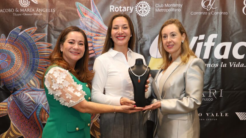 Alejandra Carranza, Eugenia Villarreal y Ana de la Fuente