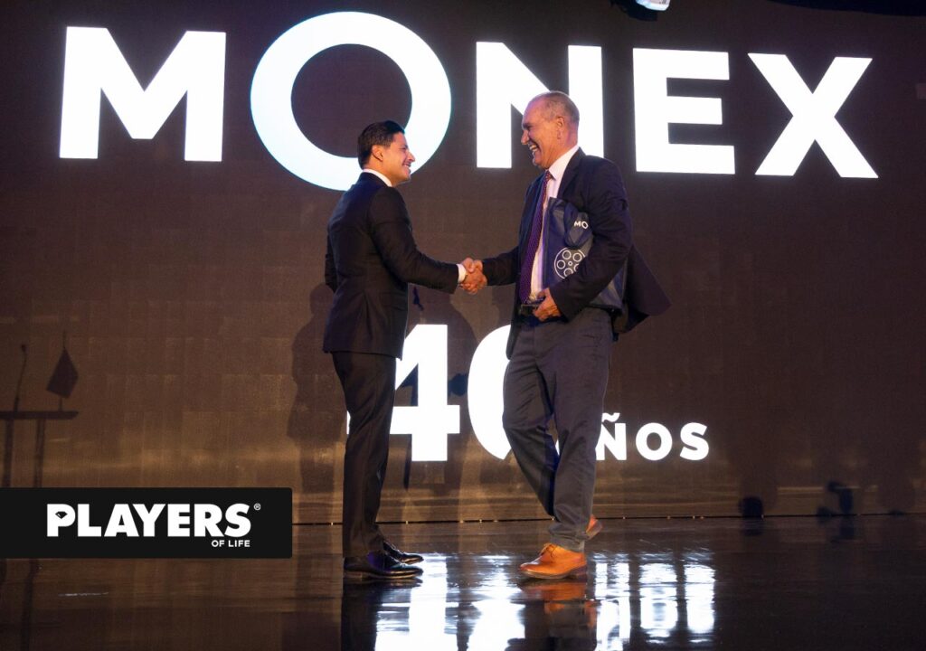 Monex festeja 40 años en México 