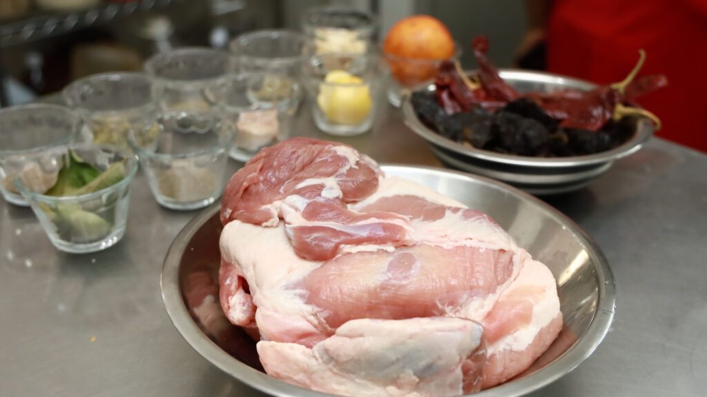 Ingredientes utilizados en la preparación de este icónico platillo.