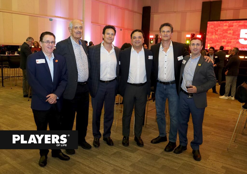 El Pollo Loco festeja 50 años de delicioso éxito