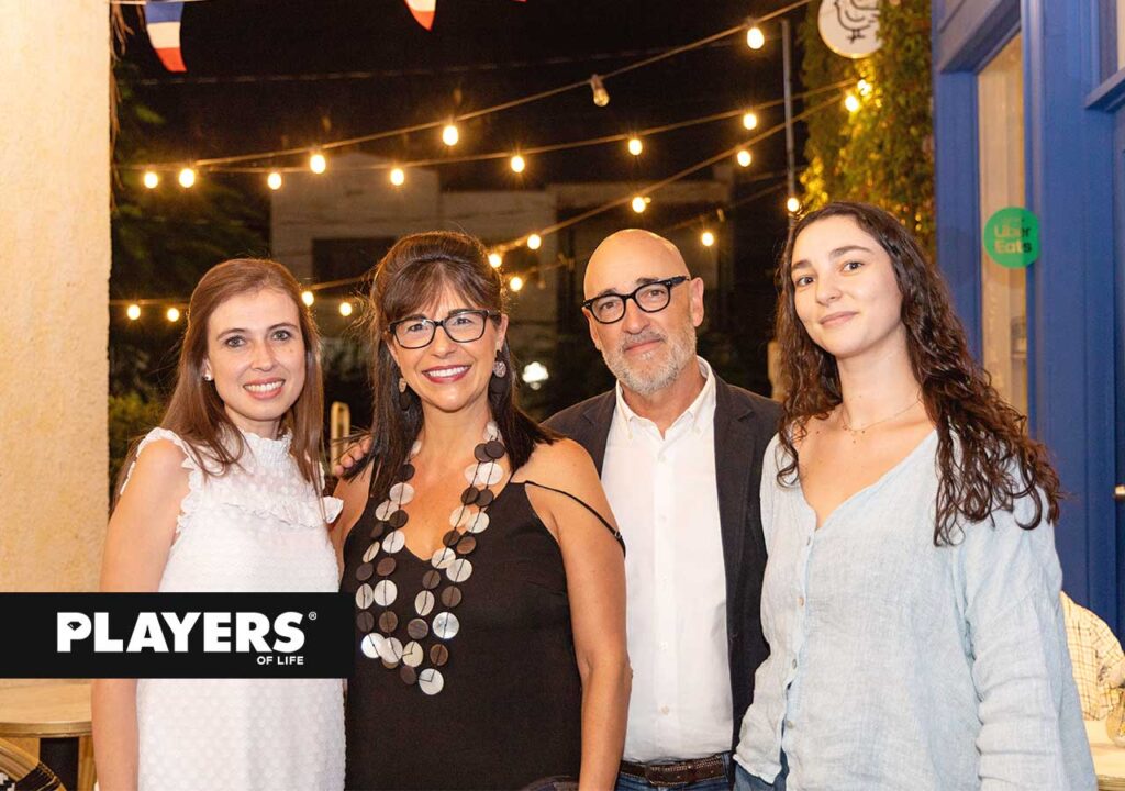 Stephanie Rivera, Imma Lafuente, Fernando Lafuente y Madison Genovois.