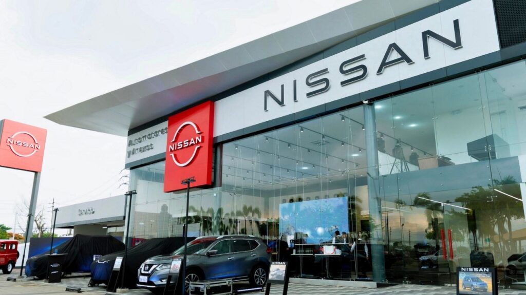 Industria automotriz mexicana frena su caída: ventas crecen 0.3% en septiembre