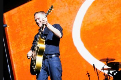 Bryan Adams encenderá la Arena Monterrey con su nuevo tour mundial