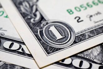 Dólar hoy 10 de octubre 2025: el peso mexicano cierra la semana con ligera caída